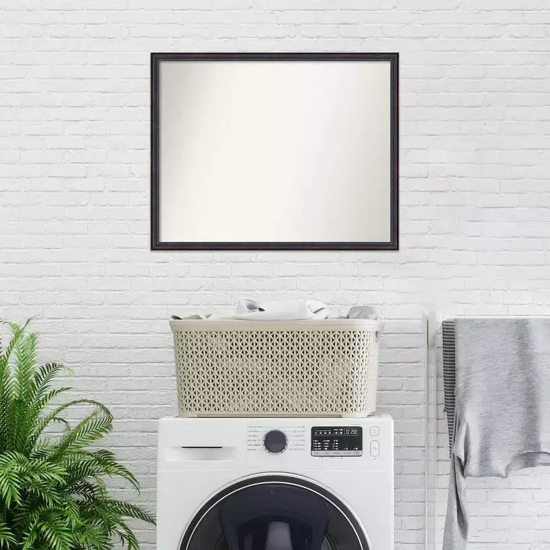 Miroir mural de salle de bain 30 po x 24 po en bois, bronze foncé, cadre en forme de cuillère non biseauté – Amanti Art : Rectangle moderne, fixation murale, quincaillerie incluse