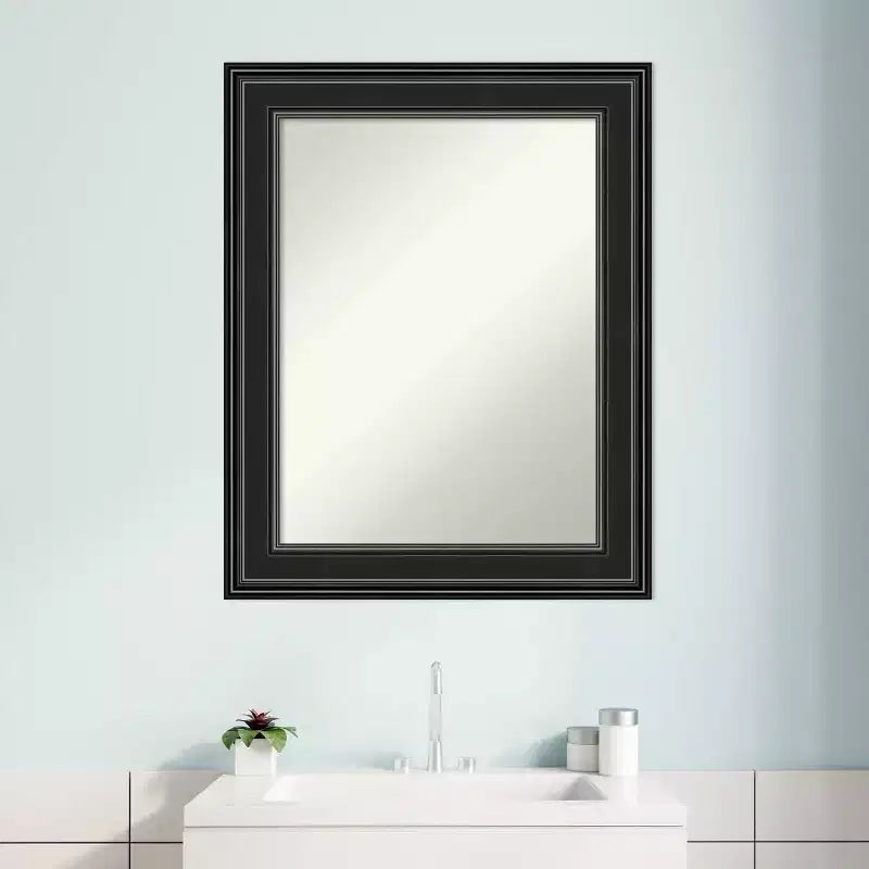 Miroir mural de salle de bain noir sans biseau 24" x 30" - Amanti Art : Rectangle, cadre en polystyrène, fixation murale