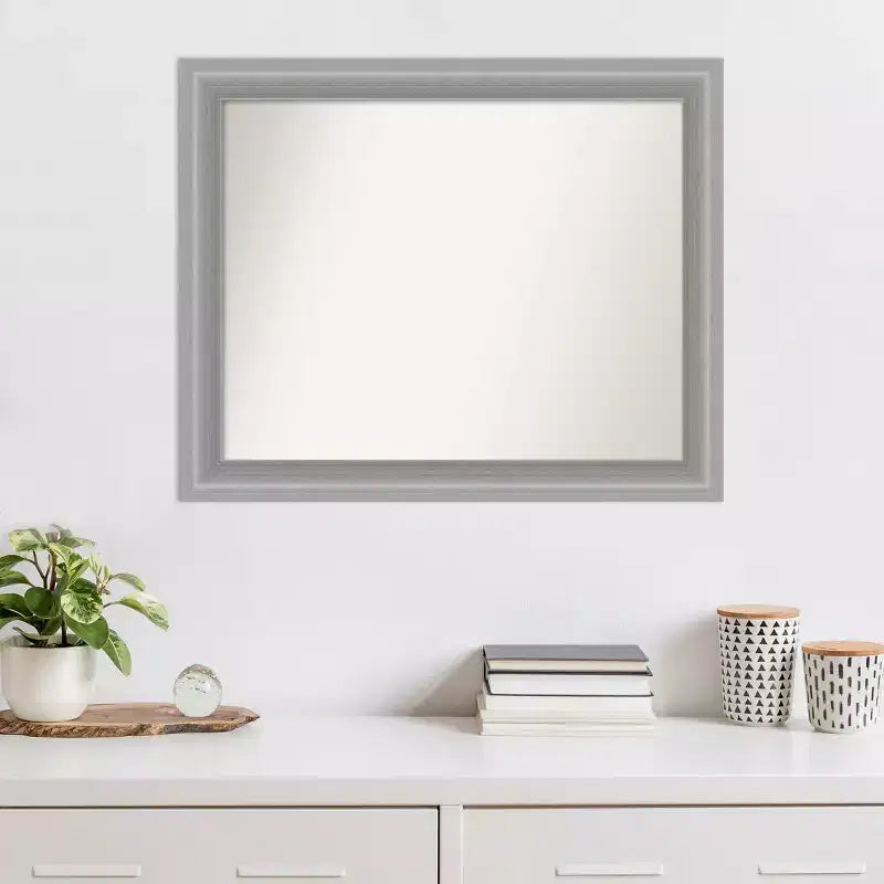 Miroir mural étroit poli nickel Amanti Art avec sommet non biseauté 33" x 27" : Rectangle moderne, Quincaillerie de montage incluse