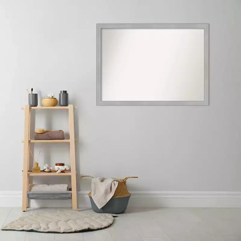 Miroir mural étroit de salle de bain Vista en nickel brossé non biseauté 41" x 30" - Amanti Art : Quincaillerie de montage incluse, Cadre en polystyrène