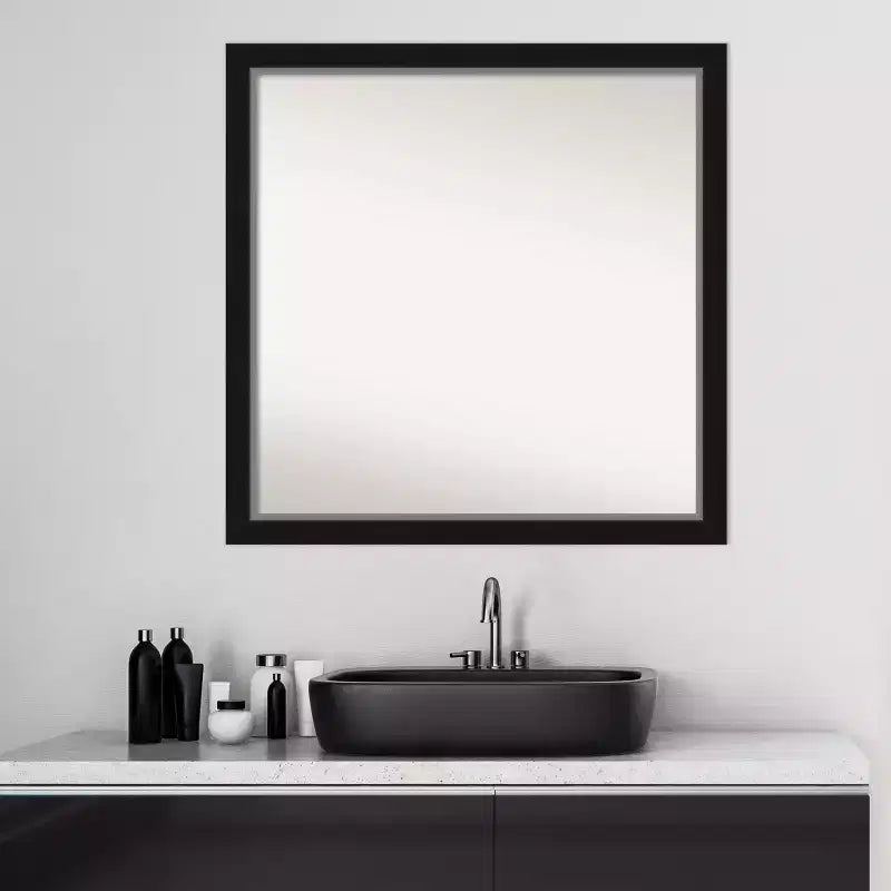 Miroir mural étroit de salle de bain non biseauté Eva 29 po x 29 po Noir - Amanti Art : Cadre carré moderne en polystyrène, quincaillerie de fixation incluse