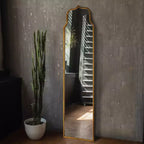 Miroir mural encadré en métal, longueur sol, Storied Home, finition feuille d'or antique : design rectangulaire de 178 cm, aucun assemblage requis