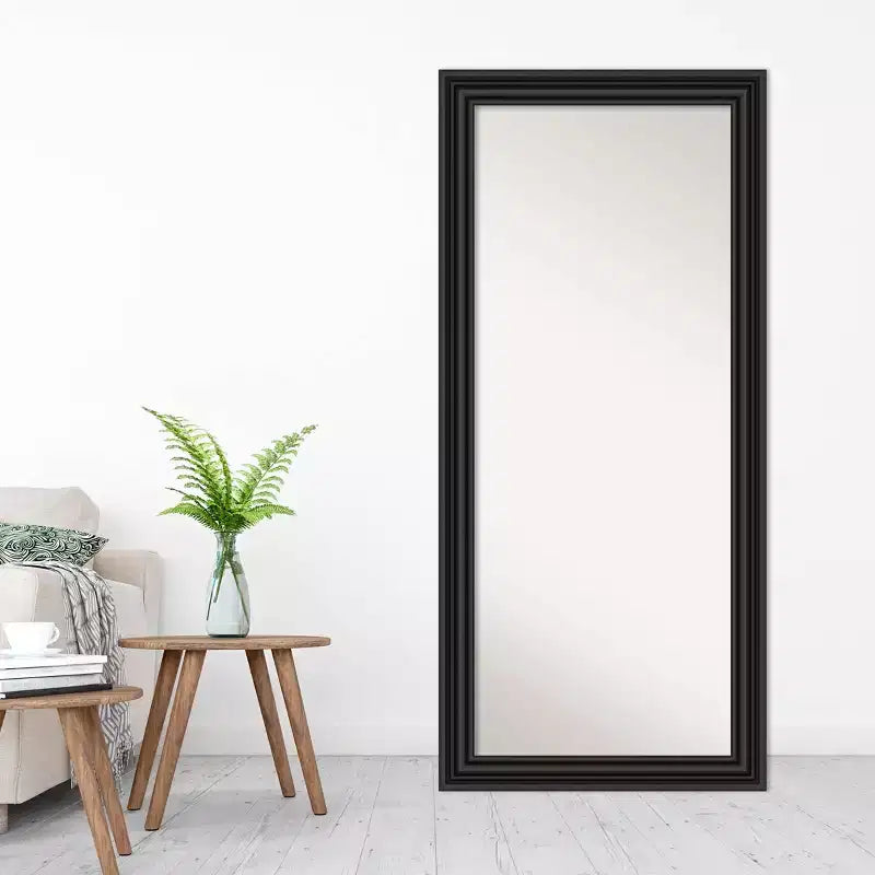 Miroir à poser pleine longueur colonial noir 30" x 66" sans biseau - Amanti Art