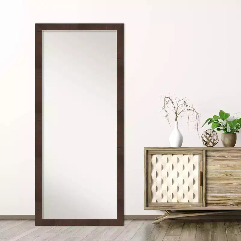 Miroir sur pied ou à poser Amanti Art Wildwood, 28 po x 64 po, cadre en polystyrène, à suspendre au mur, marron : Rectangle moderne
