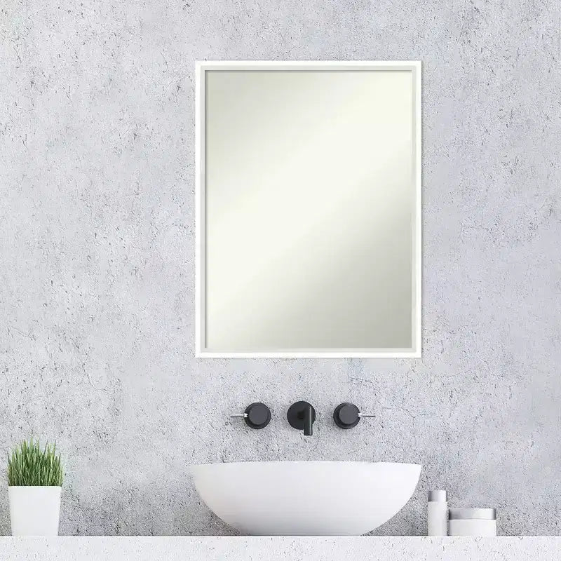 Miroir mural de salle de bain en bois Lucie 19" x 25" non biseauté blanc - Amanti Art : Coiffeuse rectangulaire moderne, quincaillerie de montage incluse