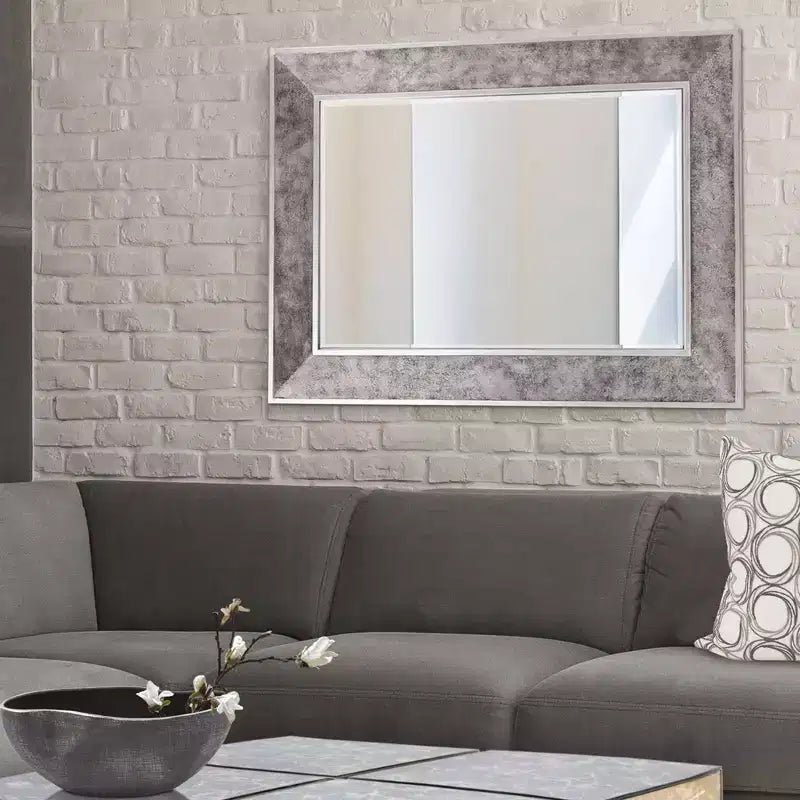 Miroir de courtoisie rectangulaire grand format encadré Howard Elliott 60"x18" gris fumé