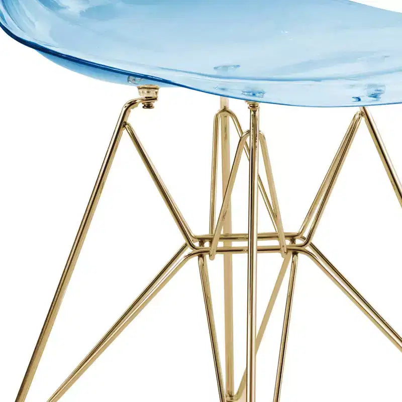 Ensemble de salle à manger 5 pièces LeisureMod avec table de salle à manger ronde de 35 po à piédestal en fer et 4 chaises d'appoint en plastique ABS avec base dorée