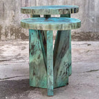 Tables gigognes rondes Uttermost Modern Rich Blue Green Stain Wood, lot de 2, pieds triangulaires pour salon, chambre à coucher, chevet, entrée