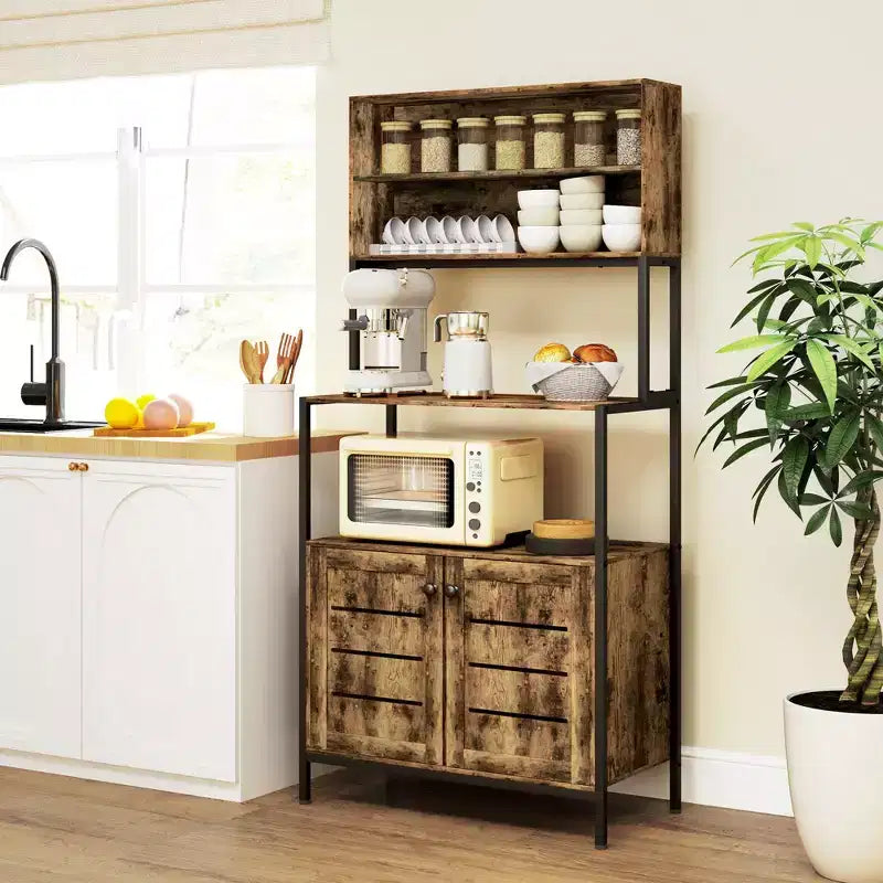 HOMCOM Étagère de boulanger avec prise électrique, armoire de bar à café avec étagères de rangement, support de micro-ondes avec armoires à portes persiennes, marron rustique