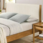 Lit plateforme Roundhill Furniture Vichy en bois d'hévéa couleur noyer clair