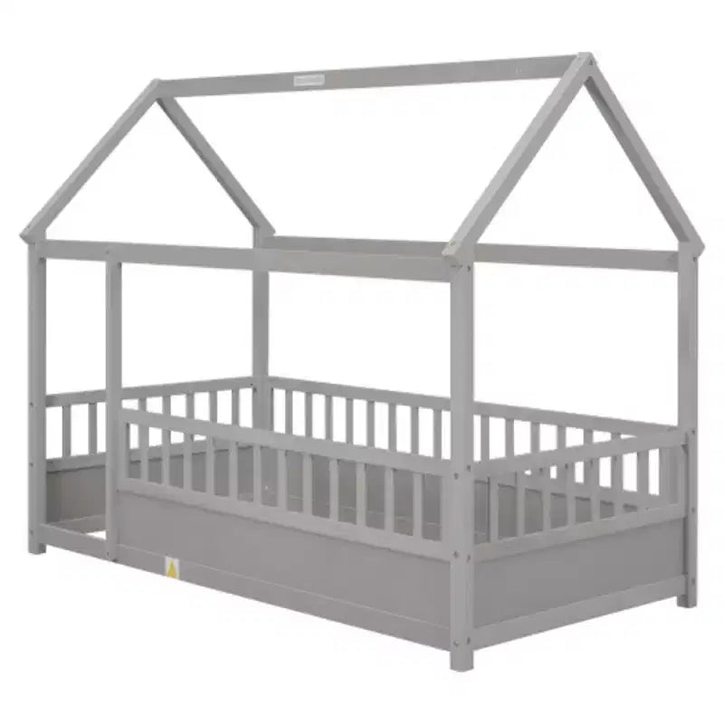 Lit simple en bois avec design bas, cadre de toit de maison et barrières de sécurité de style clôture