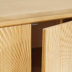 Buffet bas Art Leon moderne en bois avec portes décoratives texturées