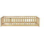 Lit double au sol MAYEERTY avec clôture sans porte, garde-corps en bois d'hévéa beige