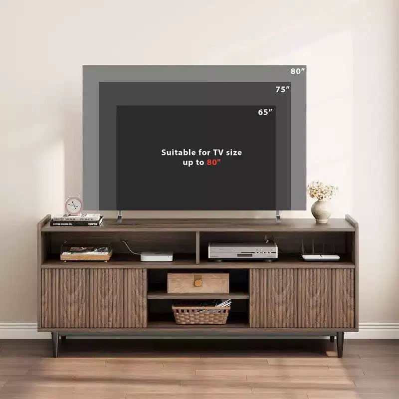 Meuble TV cannelé pour 75 pouces, meuble de divertissement bohème avec portes coulissantes, meuble multimédia en bois avec étagères réglables