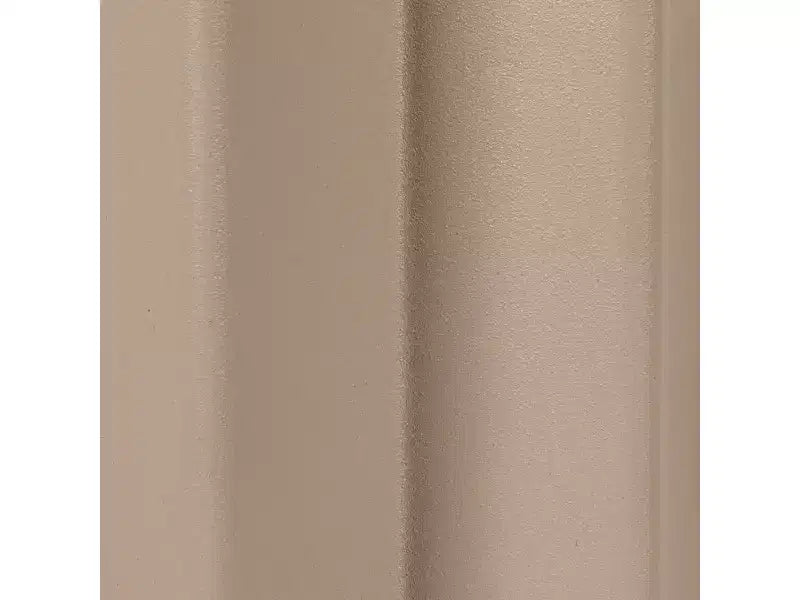 Table d'appoint plissée en métal Storied Home, Beige