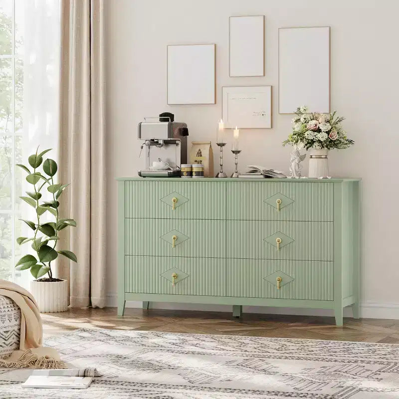 Commode 6 tiroirs pour chambre à coucher, commode en bois de 137 cm de large avec poignées métalliques, organiseur de rangement pour vêtements à cannelures, meuble TV pour couloir