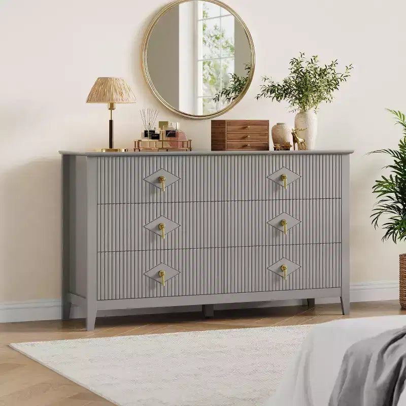 Commode 6 tiroirs pour chambre à coucher, commode en bois de 137 cm de large avec poignées métalliques, organiseur de rangement pour vêtements à cannelures, meuble TV pour couloir