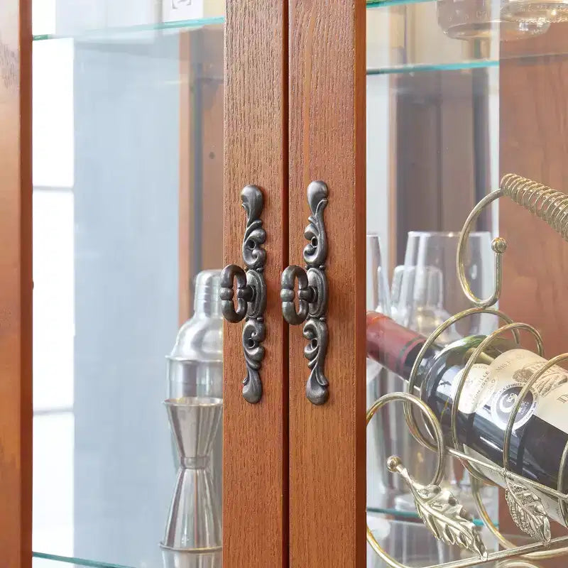 Vitrine d'exposition en verre éclairée avec cadre en bois - Rangement élégant en verre pour vins, jouets et objets de collection - Parfait pour le salon, la cuisine - CHÊNE