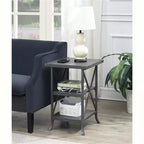 Table d'appoint Belmont de HomeStock avec plateau spacieux, étagère inférieure ouverte, cadre en métal thermolaqué et design rustique moderne