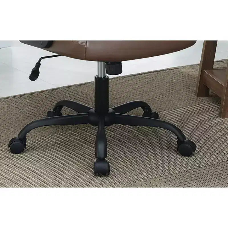 Chaise de bureau moderne Okak, chaise de bureau avec hauteur réglable et support à cinq roulettes, chaise d'ordinateur pour le bureau, la maison