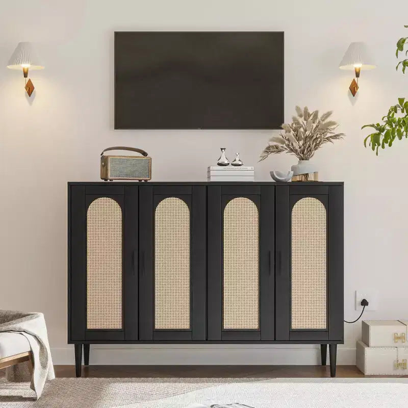 CuisinSmart Buffet en rotin, Armoire de rangement Bohème, Buffet 4 portes avec prise de courant pour cuisine, salle à manger, salon