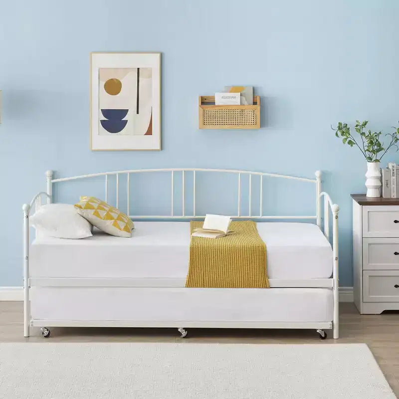 Lit de repos double en métal avec lit gigogne, cadre de lit de repos double avec lit gigogne extractible à 6 roulettes, support à lattes en acier pour canapé-lit d'appoint pour salon, chambre à coucher, appartement.
