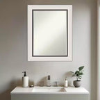 Miroir mural de salle de bain Amanti Art Ellie à cadre biseauté d'un demi-pouce