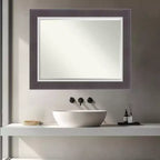 Miroir mural de salle de bain Amanti Art Ellie à cadre biseauté d'un demi-pouce