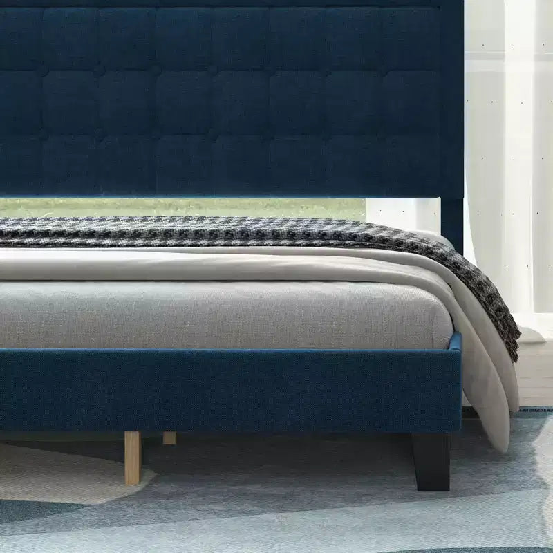 Cadre de lit King Size COZONY avec tête de lit rembourrée, support à lattes en bois et base métallique robuste pour chambre à coucher