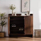 Meuble à chaussures moderne en bois Hahn GDFStudio avec étagères réglables et portes persiennes respirantes