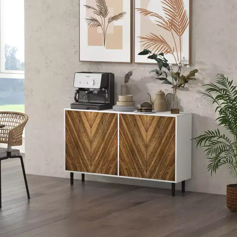 Buffet de cuisine avec étagères réglables, 4 portes à chevrons et pieds en bois de pin