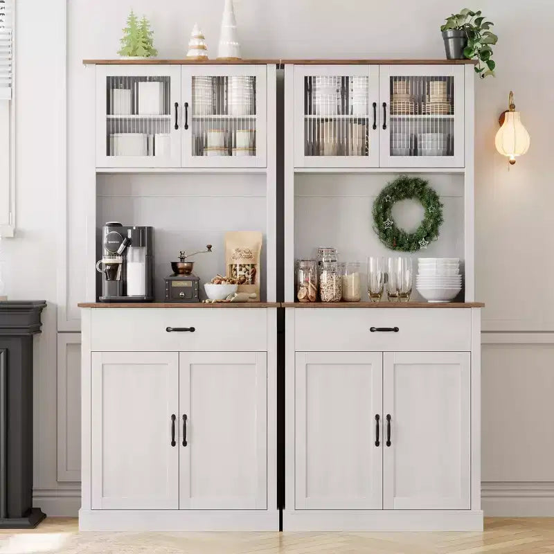Meuble de rangement de cuisine GustoWave de 71'' avec portes en verre et support pour micro-ondes, armoire de cuisine haute autoportante pour salle à manger