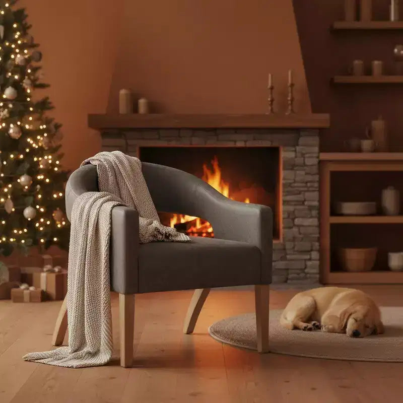 Chaise d'appoint moderne Homy Casa avec dossier incurvé, revêtement en similicuir et pieds en bois