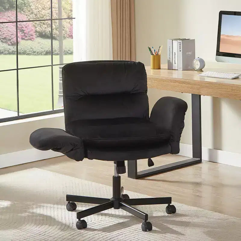 Chaise de bureau Bestier Criss Cross avec accoudoirs et roulettes, chaise de bureau ergonomique à pattes croisées, chaise de bureau pour la maison et le maquillage.