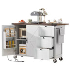 Îlot de cuisine Okak Farmhouse avec prise de courant, îlot de cuisine sur roulettes avec étagère de rangement interne, abattant et étagère à épices pour salle à manger