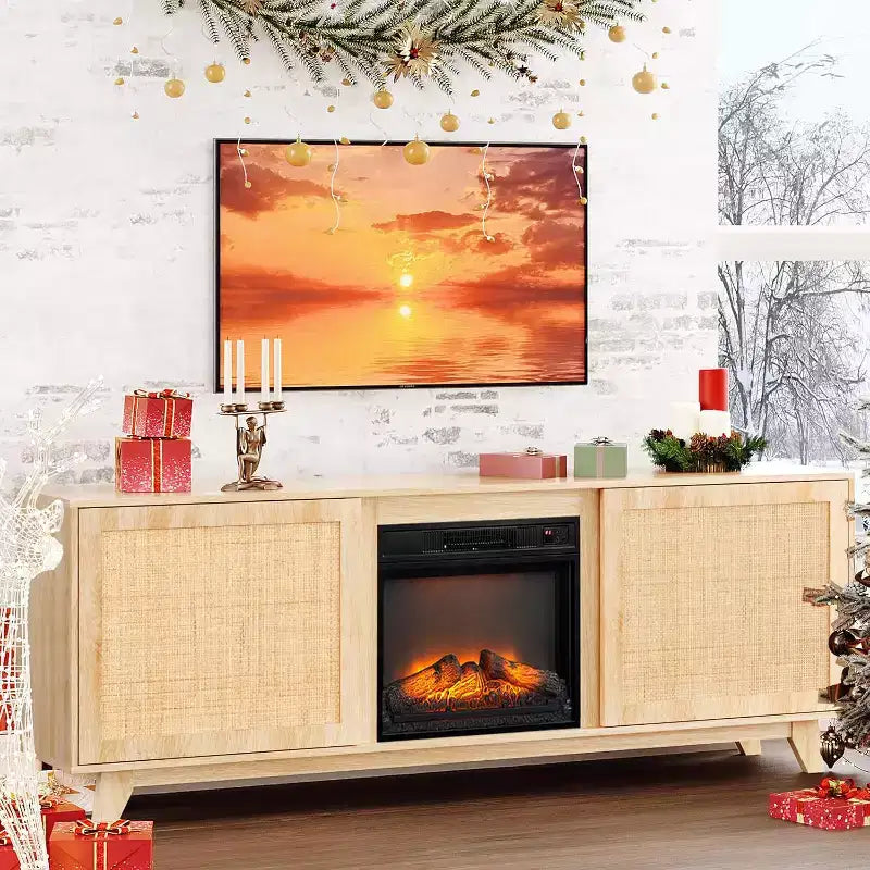 Meuble TV VINGLI avec foyer électrique pour téléviseurs jusqu'à 70 pouces, meuble de divertissement en rotin avec chauffage de cheminée électrique et étagères réglables