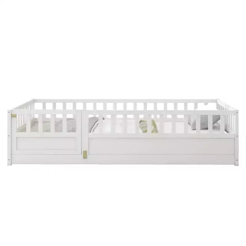 Lits au sol doubles Okak pour enfants, lit d'enfant en bois avec clôture et porte, lit au sol pour filles et garçons, en pin, blanc