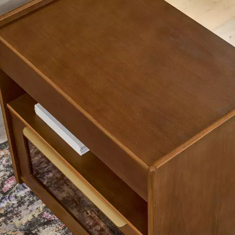 Coiffeuse avec étagères ouvertes et tiroirs en verre, station de charge, prise et 2 tiroirs ; Meuble d'appoint pour salon/pièce de réception/chambre d'étudiant.