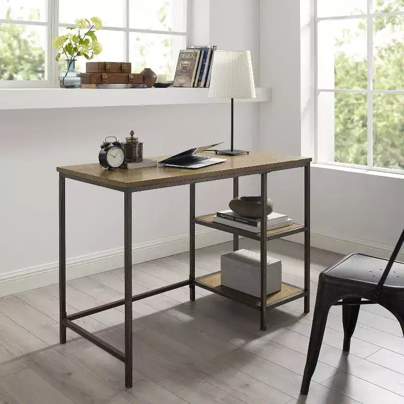 Bureau informatique HomeStock de 31,75 cm de hauteur en bois de bouleau marron avec tiroir universel