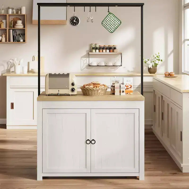Îlot de cuisine avec rangement 107 cm – Chariot de cuisine robuste, îlot de cuisine mobile avec étagères à 2 niveaux et 5 crochets, plan de travail en bois massif pour petits espaces