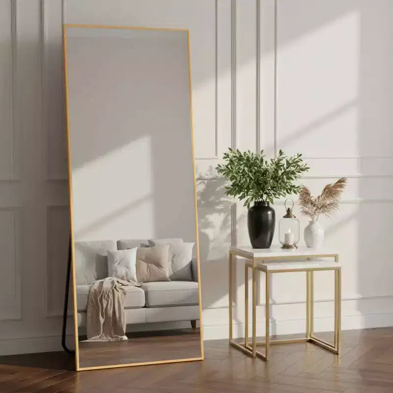 Miroir pleine longueur MAYEERTY en aluminium 57x20in, Or, Angle droit, Verre trempé, Avec support