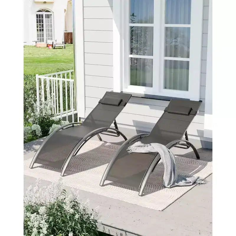 COZONY Lot de 2 chaises longues de patio, chaises inclinables d'extérieur avec dossier réglable en maille textilène pour piscine, balcon et jardin