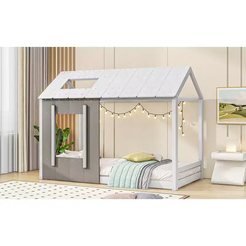Lit plateforme Bellemave double pour enfant avec toit et fenêtre, cadre en bois massif, design moderne de maisonnette, blanc et gris antique, montage facile