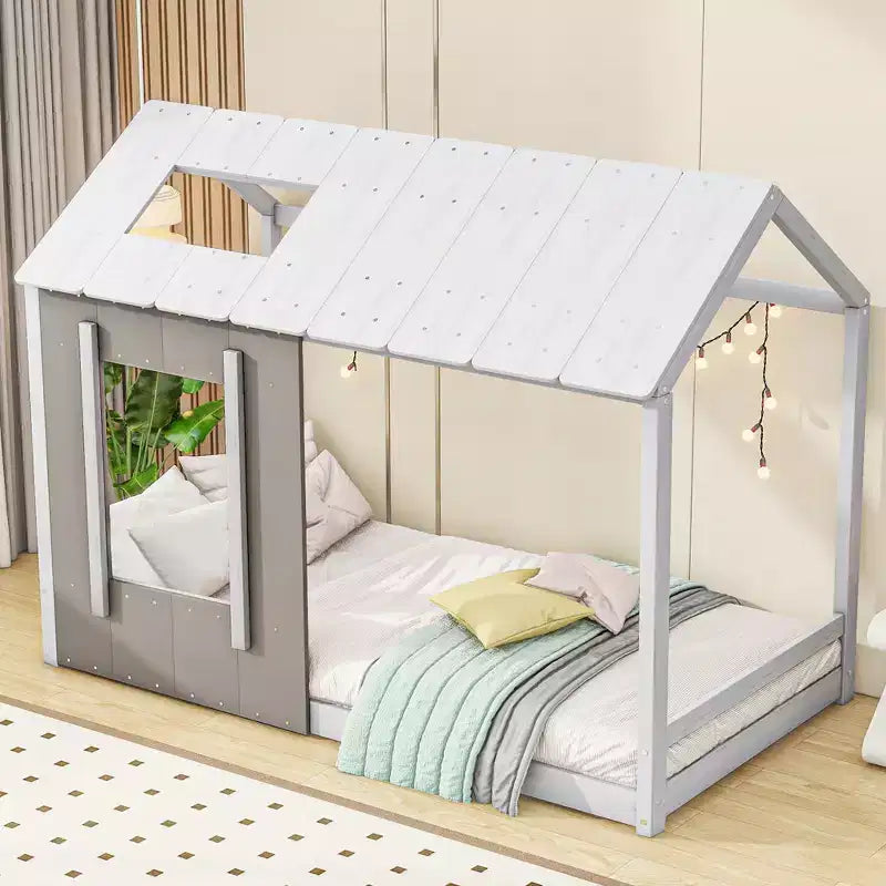 Lit plateforme Bellemave double pour enfant avec toit et fenêtre, cadre en bois massif, design moderne de maisonnette, blanc et gris antique, montage facile