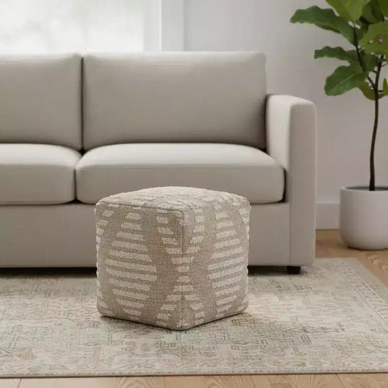 HomeRoots Pouf ottoman HomeRoots 18 cubique géométrique en coton, jute et laine ivoire et naturel