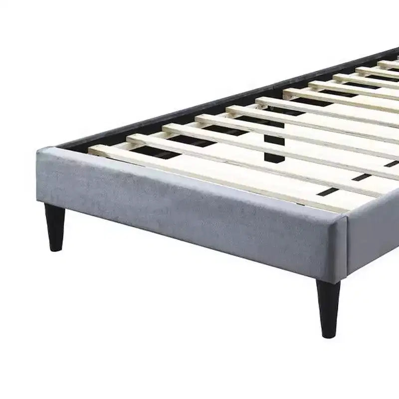 Lit Grand Format Royal Hampton, capitonnage en velours gris, surpiqûres losanges