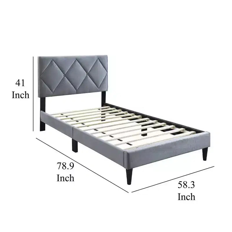 Lit Grand Format Royal Hampton, capitonnage en velours gris, surpiqûres losanges