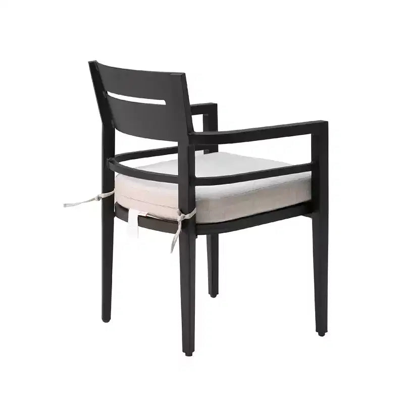 Chaise de salle à manger d'extérieur en teck avec coussin, convient aux patios, espaces extérieurs, balcons, vérandas, arrière-cours et terrasses.
