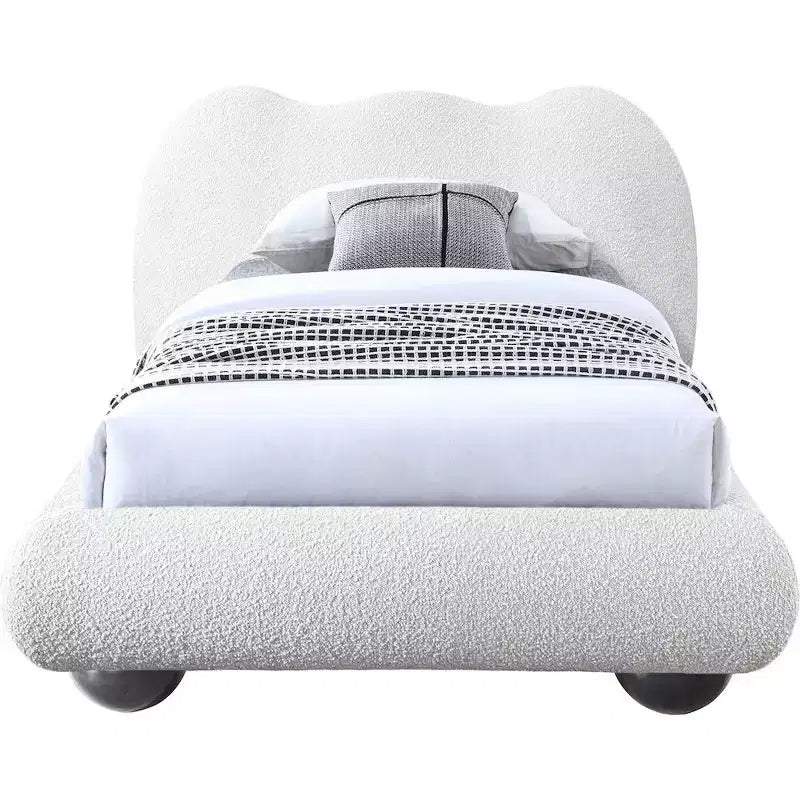 Lit en tissu bouclé Hyde, Meridian Furniture