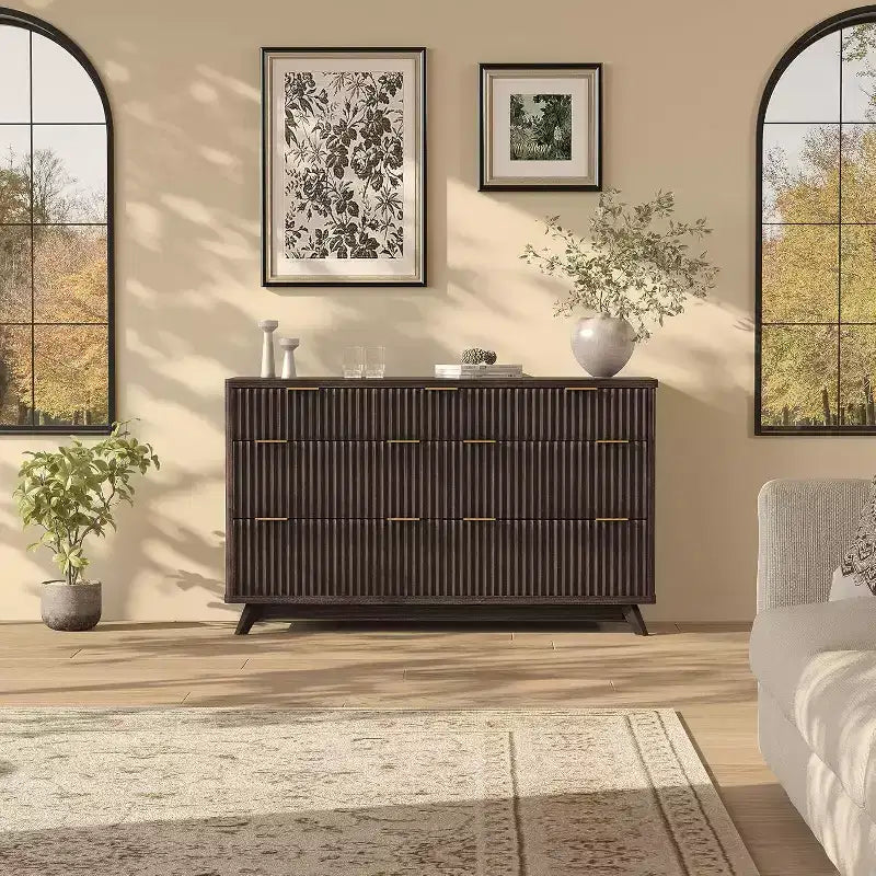 Commode de chambre à 7 tiroirs cannelés, commode moderne de 137 cm de large, meuble de rangement en bois pour chambre, salon, couloir